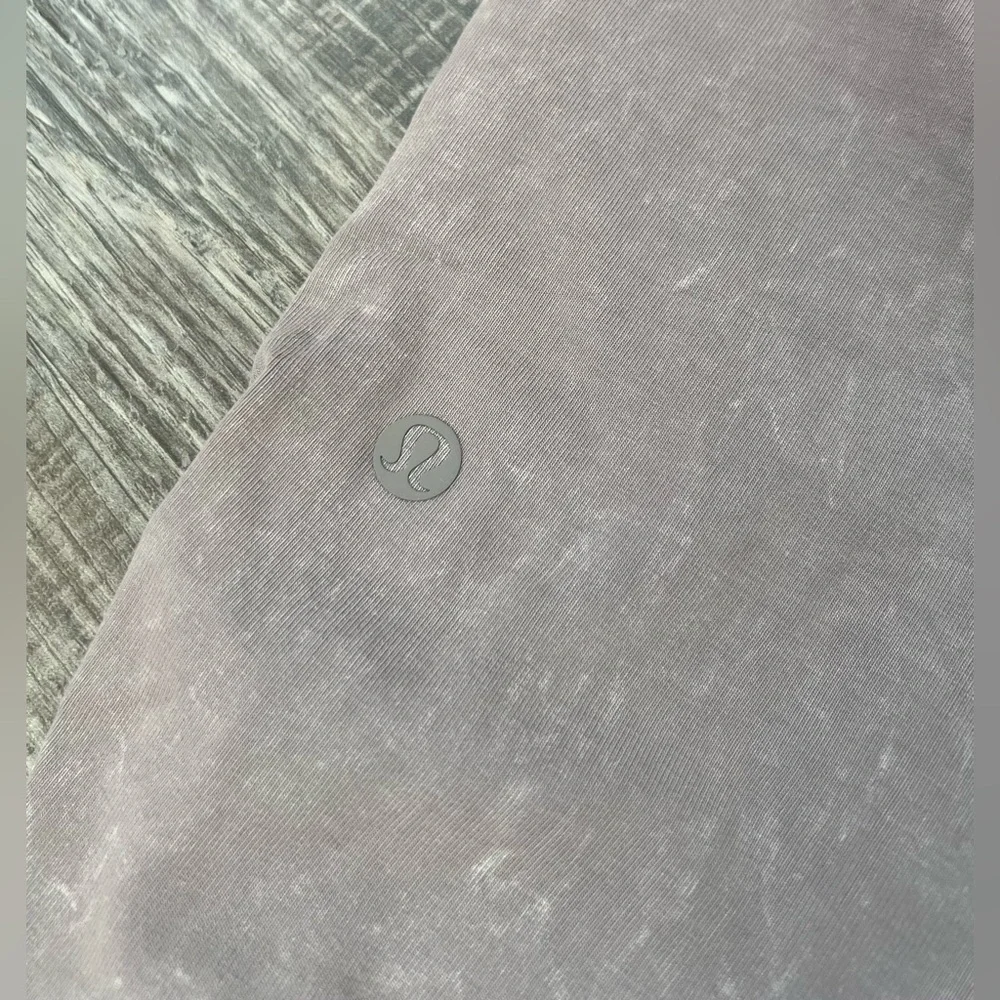 Lululemon Inner Glow Tight 28